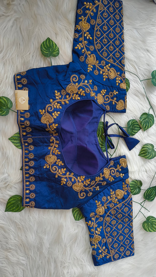 Blouse 12